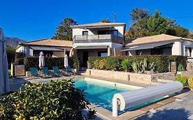 Cote Et Mer - Appartement Haut Standing Dans Villa Avec Piscine Et Vue Mer