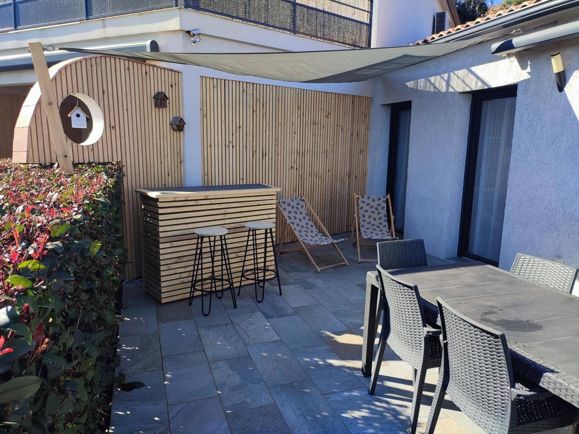 Cote Et Mer - Appartement Haut Standing Dans Villa Avec Piscine Et Vue Mer Taglio-Isolaccio Extérieur photo