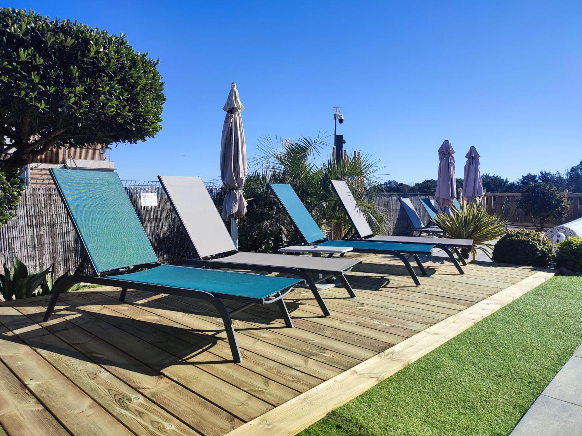 Cote Et Mer - Appartement Haut Standing Dans Villa Avec Piscine Et Vue Mer Taglio-Isolaccio Extérieur photo