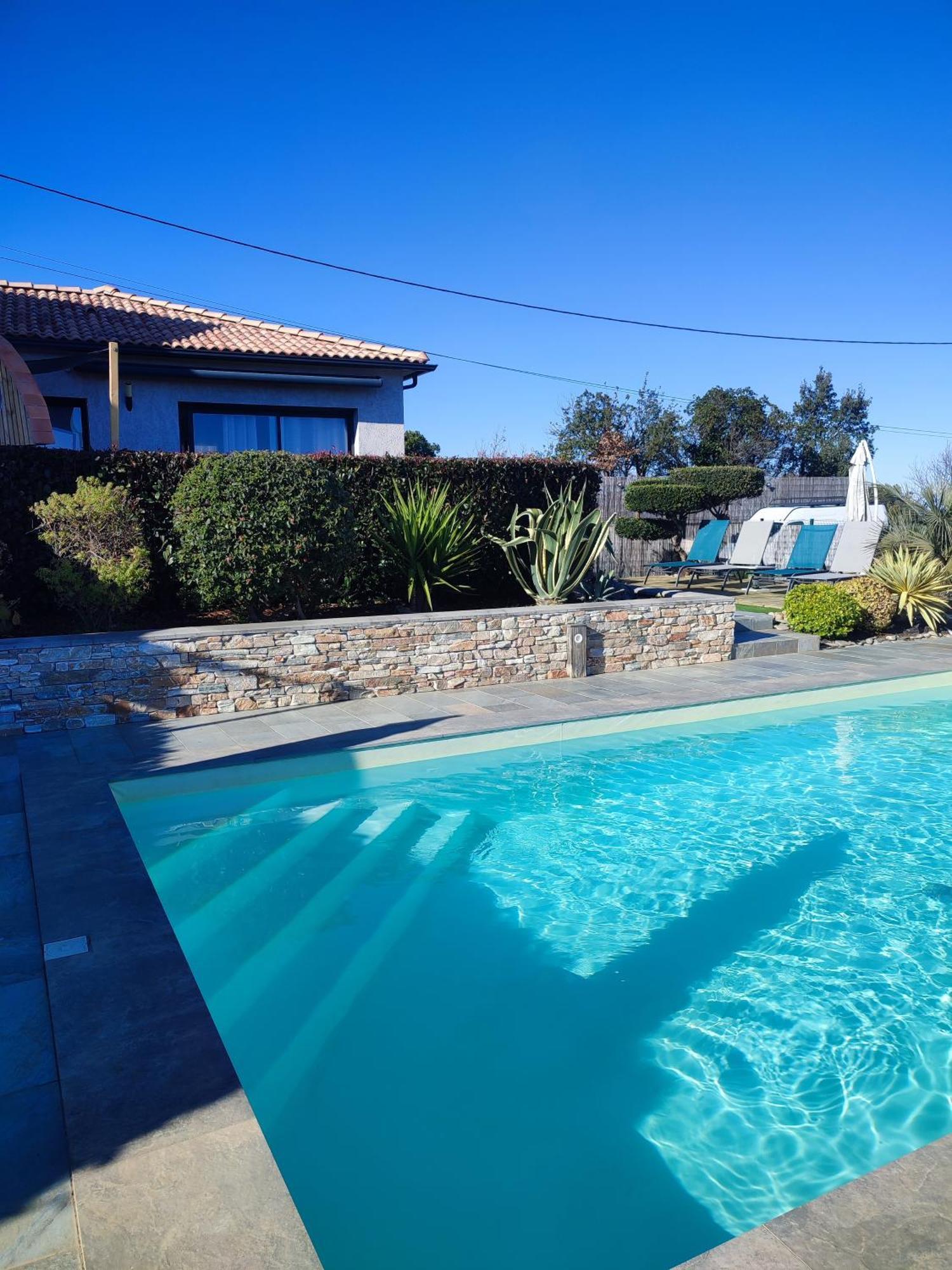 Cote Et Mer - Appartement Haut Standing Dans Villa Avec Piscine Et Vue Mer Taglio-Isolaccio Extérieur photo