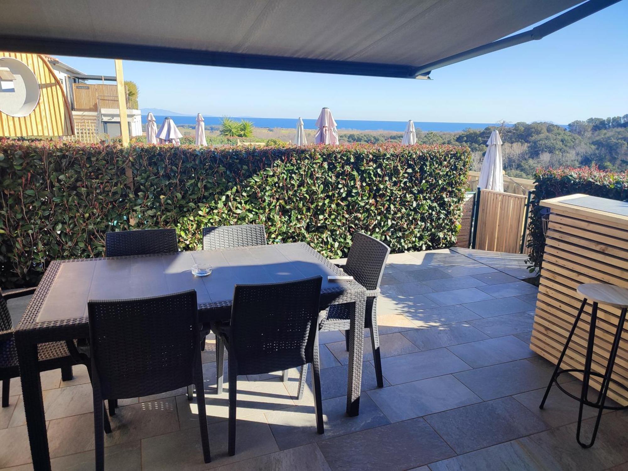 Cote Et Mer - Appartement Haut Standing Dans Villa Avec Piscine Et Vue Mer Taglio-Isolaccio Extérieur photo