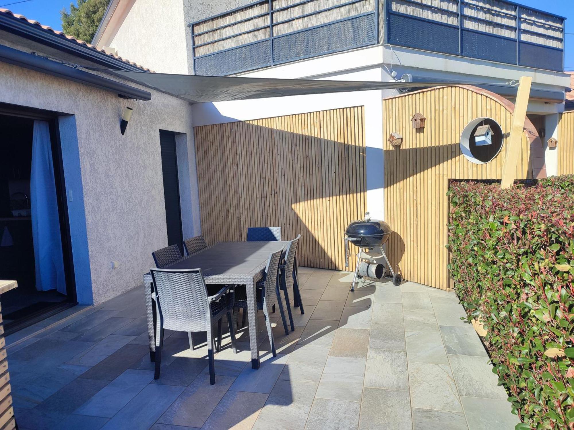 Cote Et Mer - Appartement Haut Standing Dans Villa Avec Piscine Et Vue Mer Taglio-Isolaccio Extérieur photo