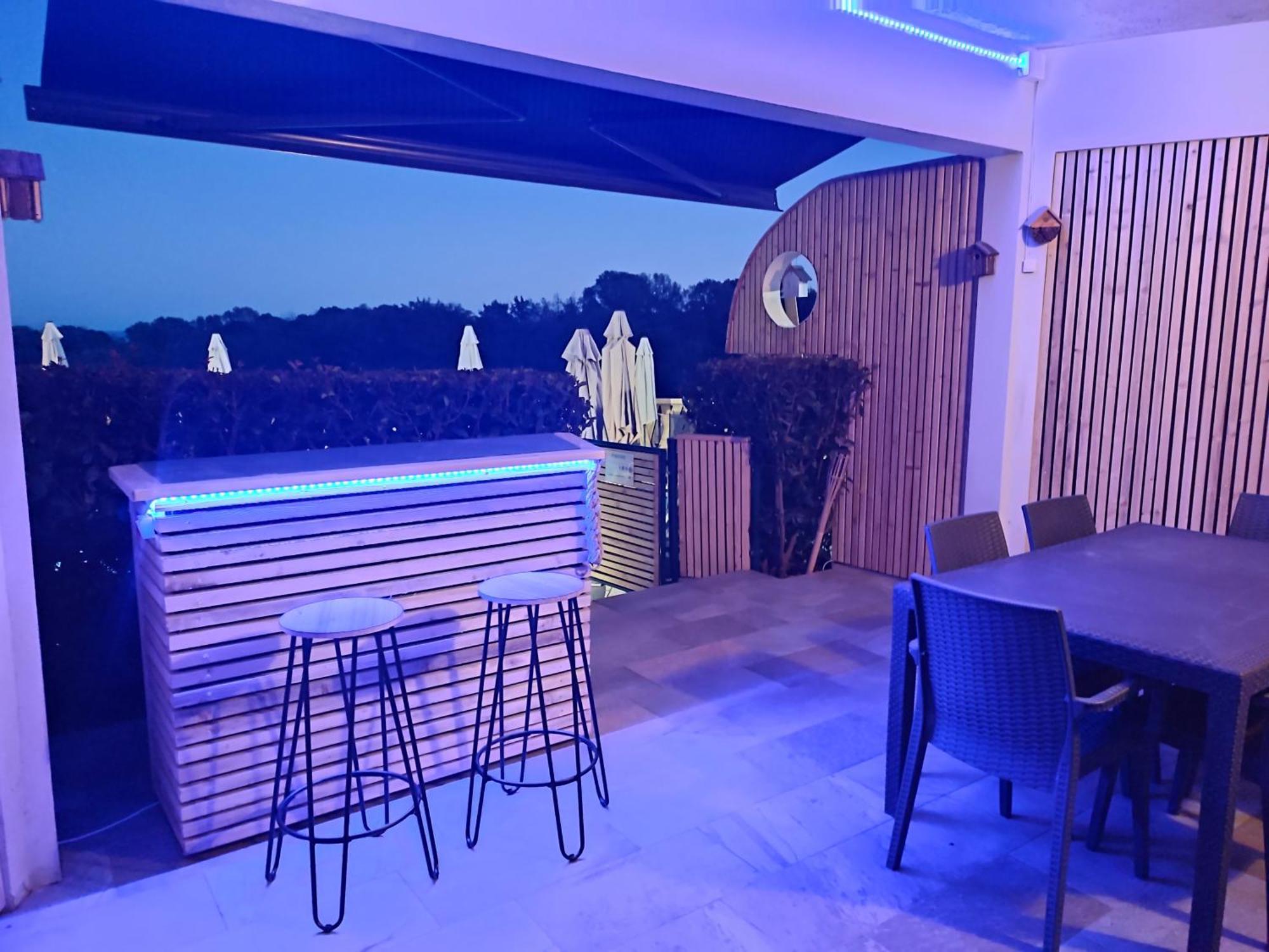 Cote Et Mer - Appartement Haut Standing Dans Villa Avec Piscine Et Vue Mer Taglio-Isolaccio Extérieur photo